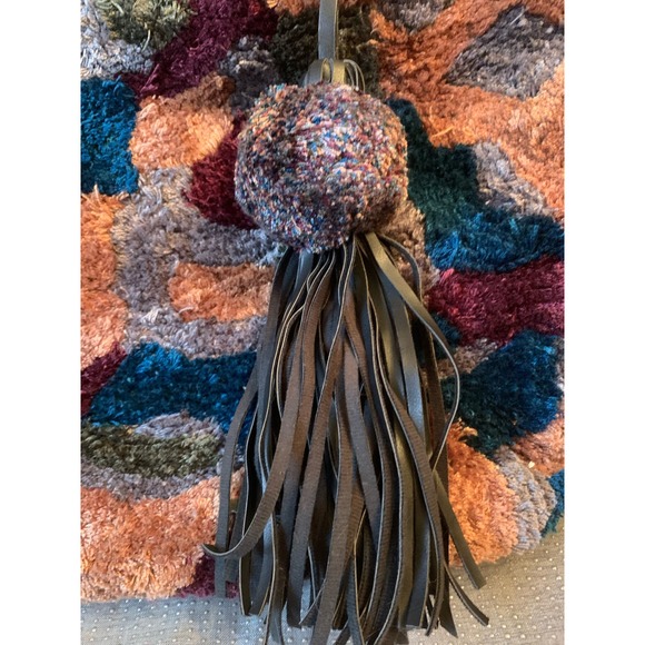 ZARA Large Hand Made Carpet Tote Bag - Picture 3 of 11